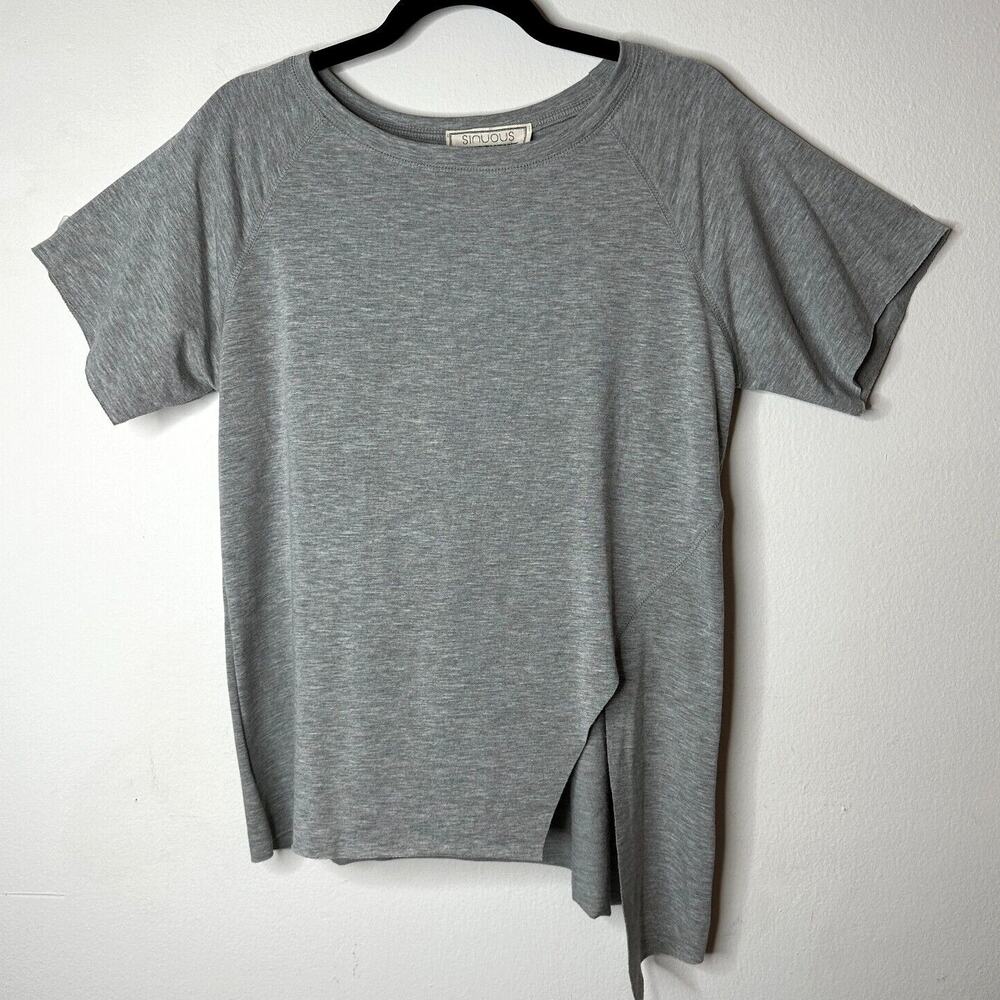 Sinuous Casual Gray Asymmetrical Hem Short Sleeve Relaxed Tee Round Neck Medium
